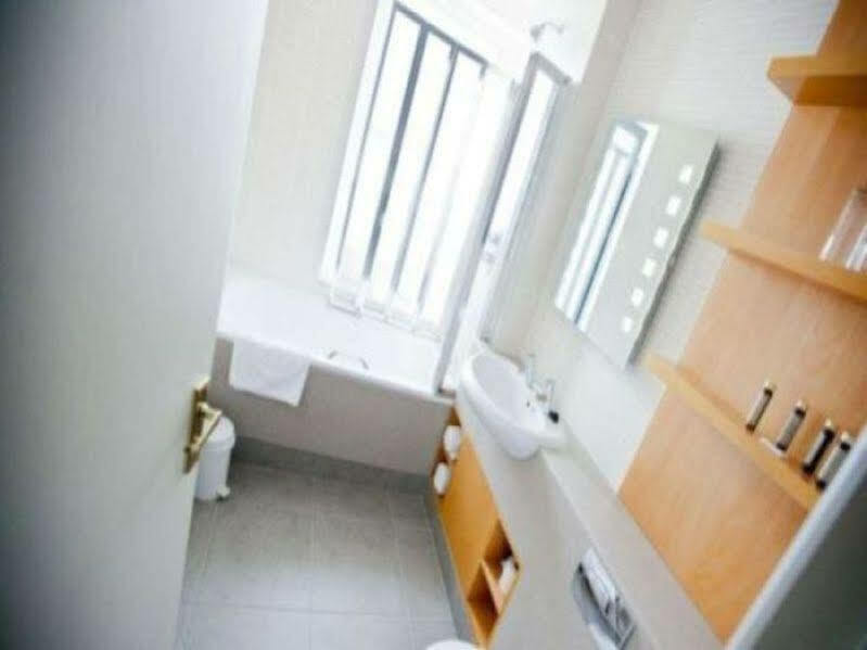 ניוקאסל New Northumbria Hotel מראה חיצוני תמונה